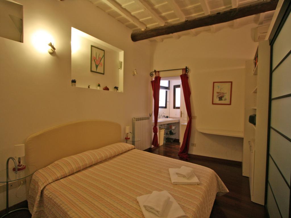 Casa Leopardo - Trastevere โรม ภายนอก รูปภาพ